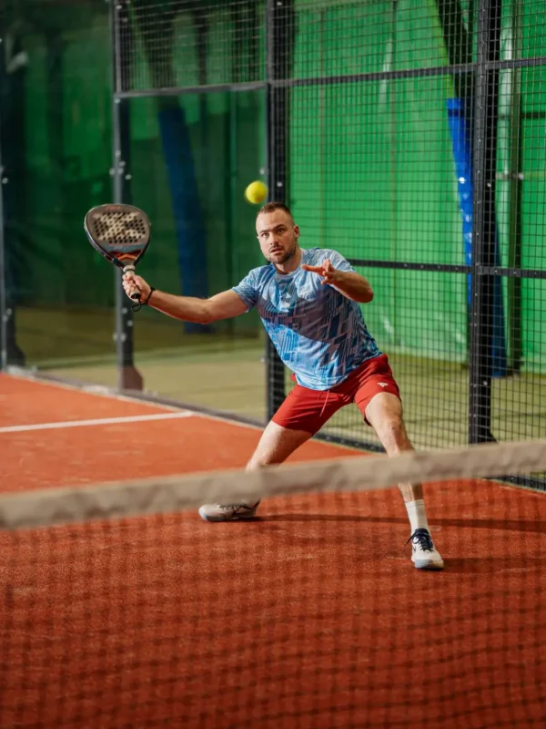 Sebastian Chyliński na korcie