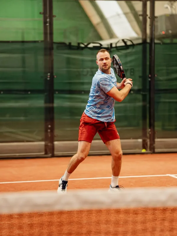 Sebastian Chyliński na korcie